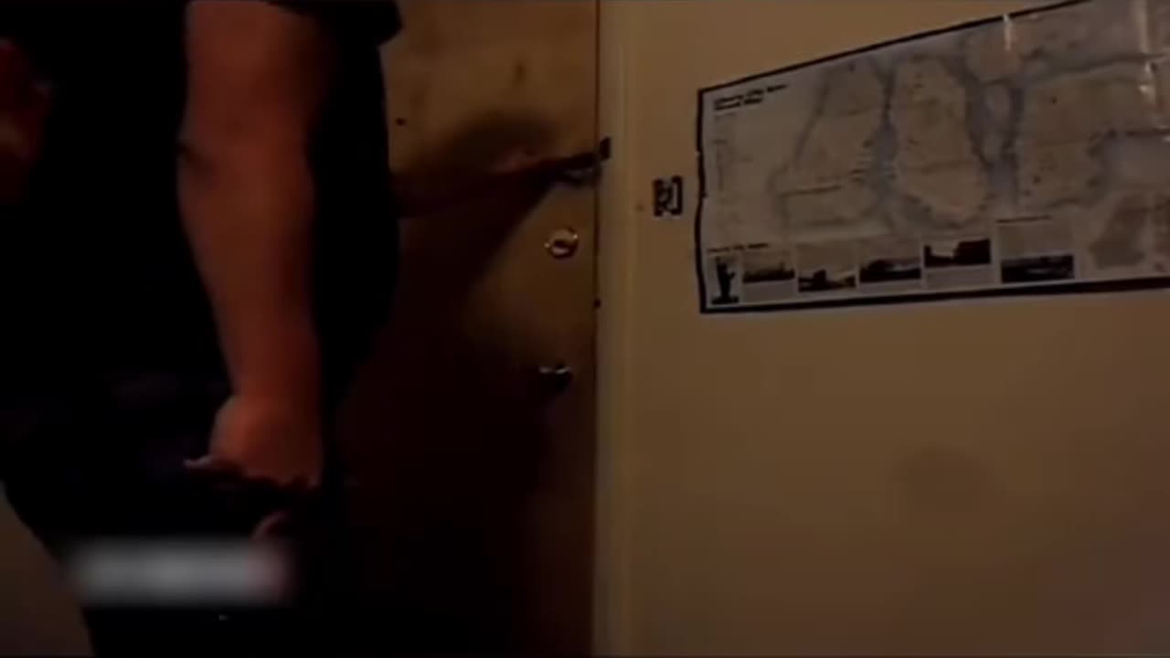 Neighbor try to break in the some house