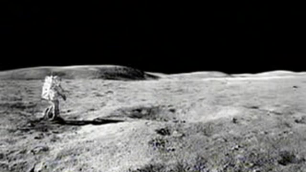 Dark Side of the Moon - Stanley Kubrick - 2002