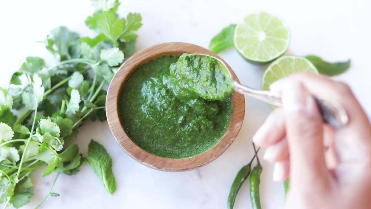 The Best Mint Cilantro Chutney (Indian Green Sauce)