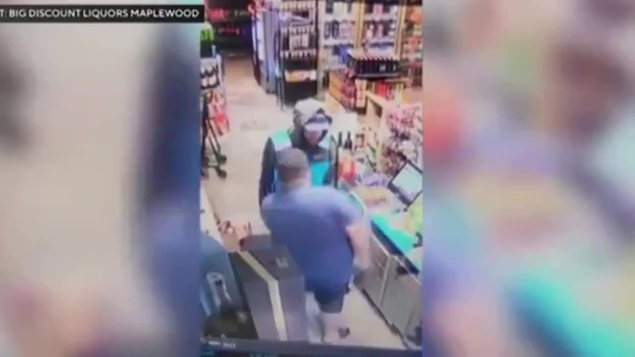 Heroic Young girl Beats Armed Robber with Baseball Bat to Save Her Dad