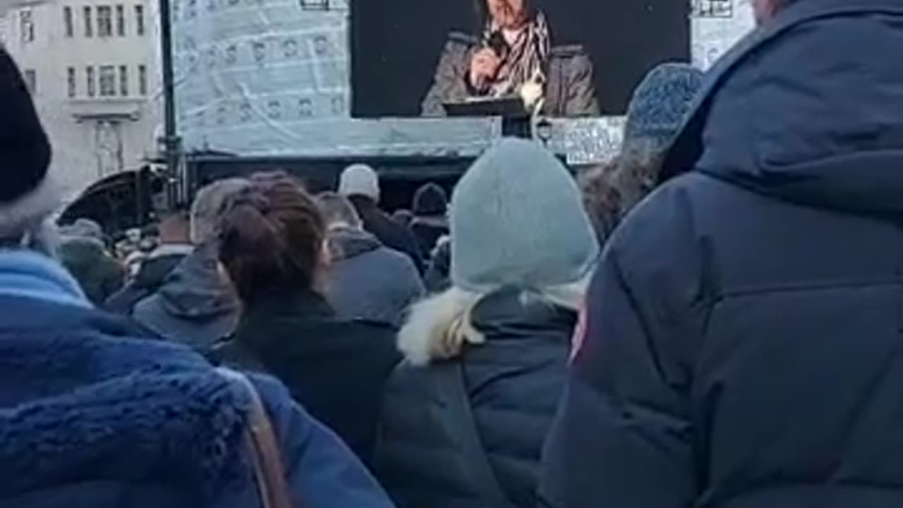 21 jan 2023 - Sam live from London, at the Covid Vaccine Victims Rally.