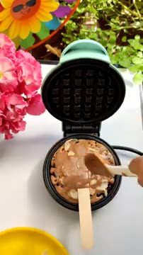 Custard apple wala waffle try Kiya kya#waffle #food