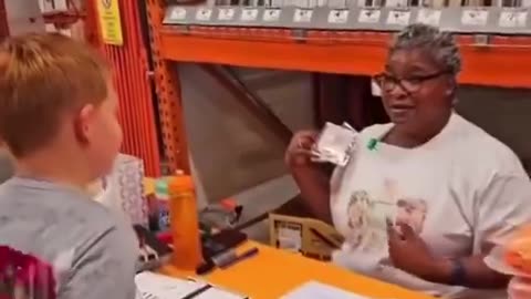 This kid brought flowers to his favorite Home Depot employee on her birthday