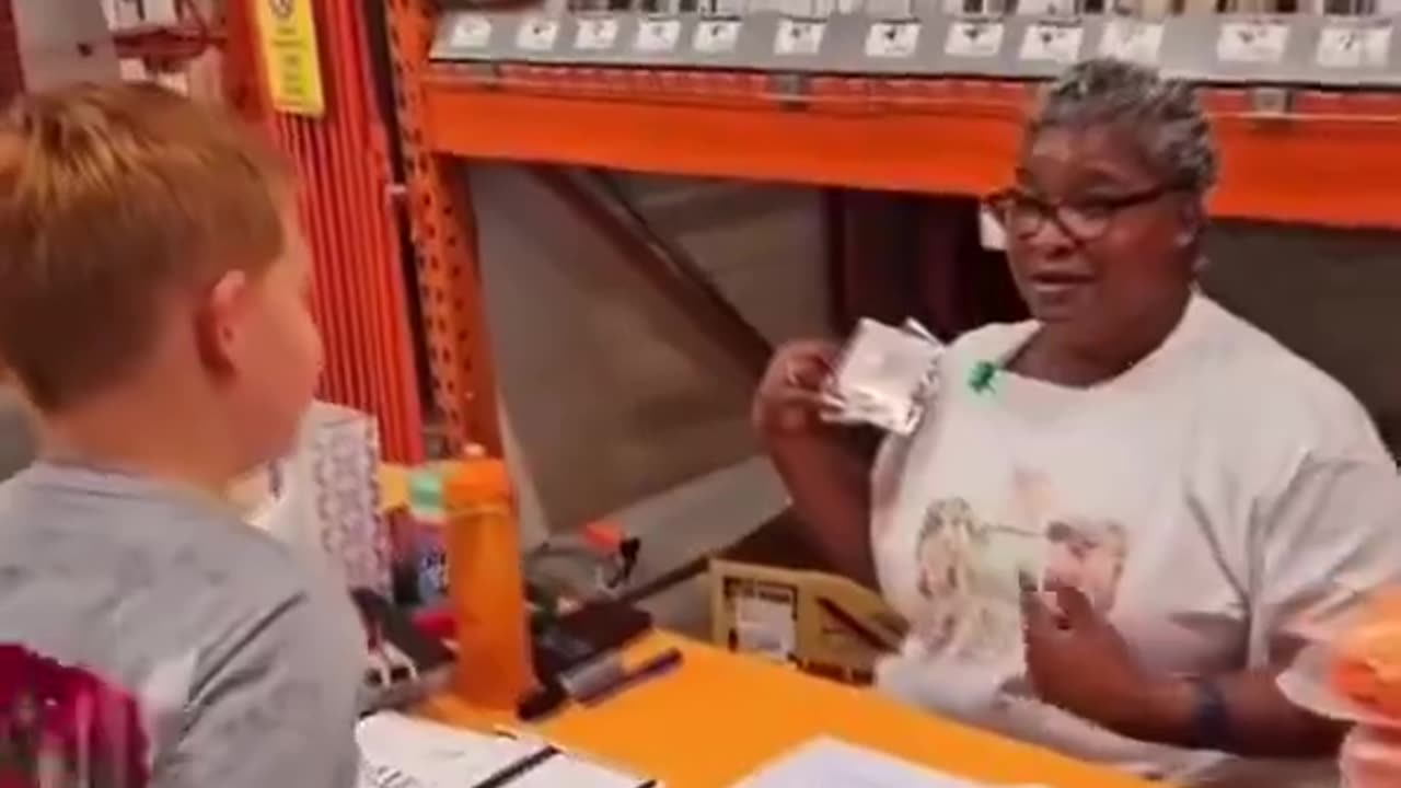 This kid brought flowers to his favorite Home Depot employee on her birthday