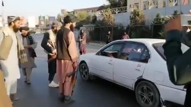 Kabul: Taliban Searching for Enemies in Afghan Capital | Afghanistan