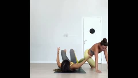 Sexy CrossFit girl fail
