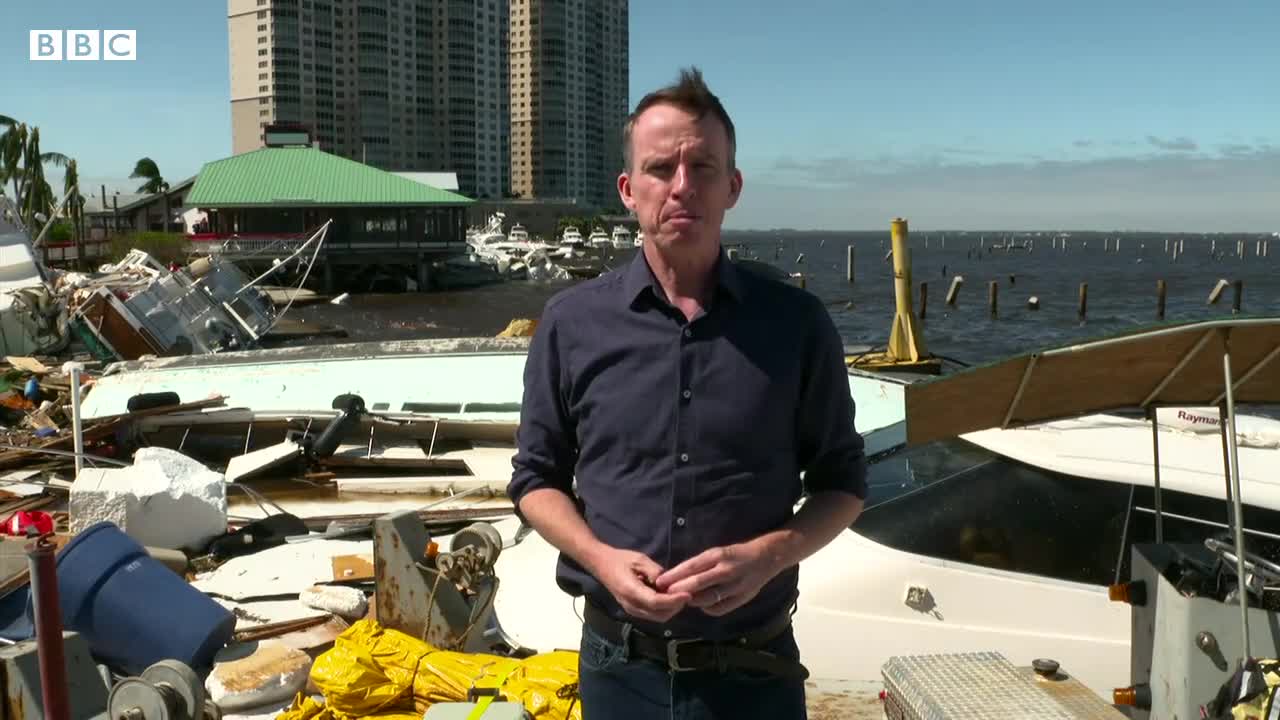 Extremely Dangerous" Hurricane Ian Hits Florida, Houses Swept Away