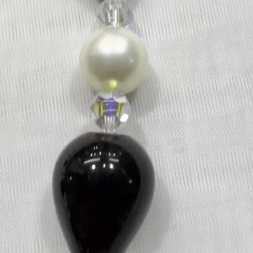 Handmade Unique 19” Necklace with Mother of Pearl. Made with Swarovski Crystal