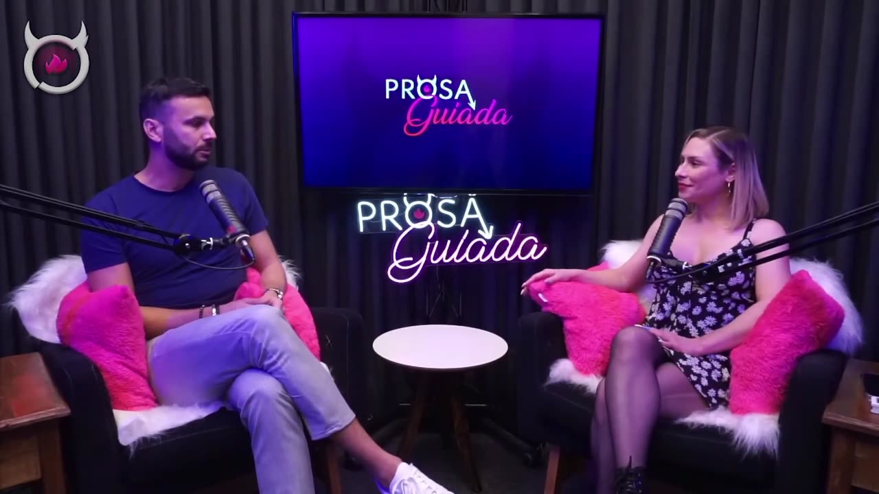 A PRIMEIRA VEZ DO NERD SEDUTOR Cortes do Prosa Guiada