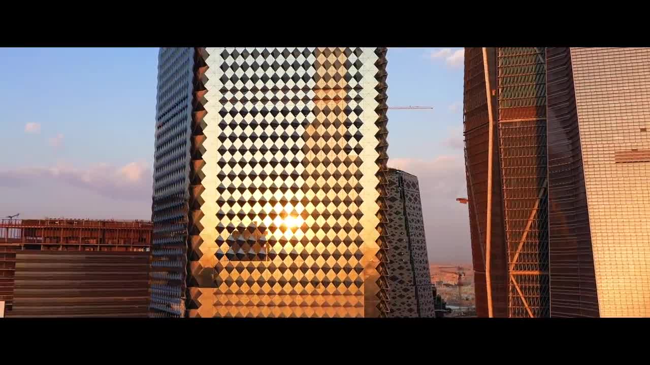 Riyadh - A short drone film [4K Saudi Arabia Cinematic]