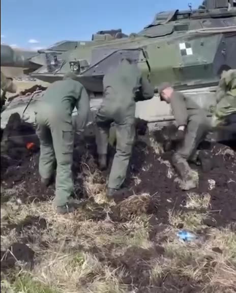 German tanks stuck in the mud, Ukraine