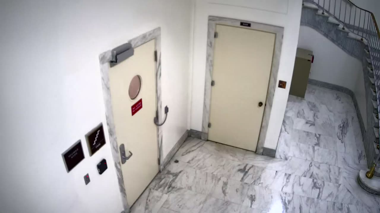 6130RHOBGRRGST4Stairwell4_2021-01-06_07h00min01s923ms.mp4