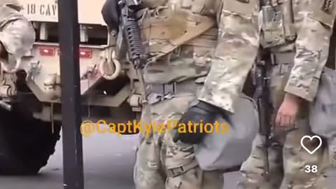 Heads up Los Angeles