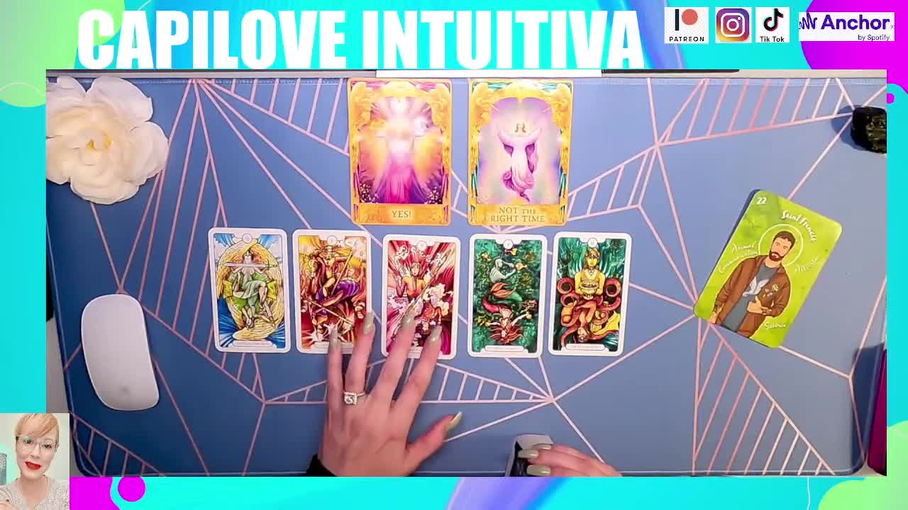 CANCER! DICIEMBRE 2021 QUE TE ESPERA AMOR O ALGO MAS?🧏♀️❤️|TAROT@Capilove Intuitiva 