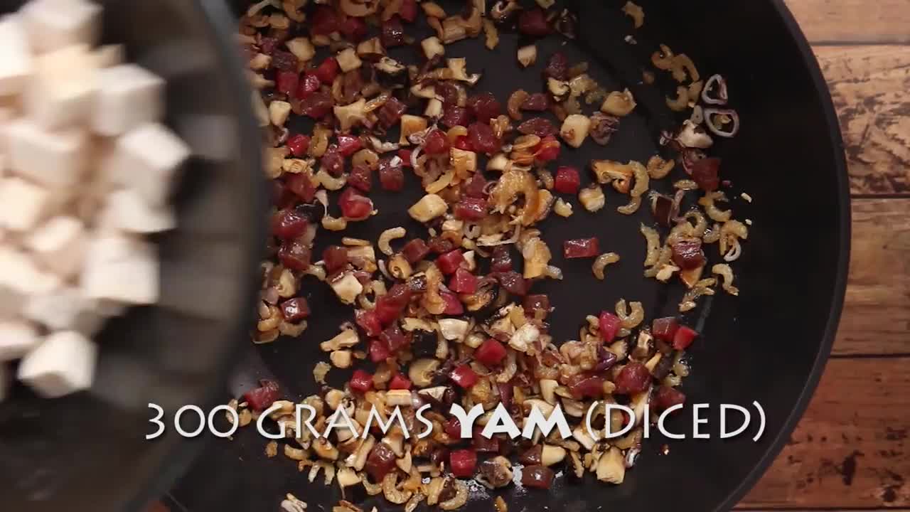How To Make Steamed Yam and Pumpkin Cake | Share Food Singapore
