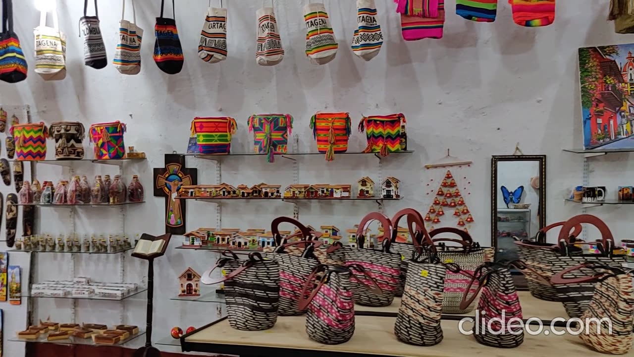 Una de las tiendas en Las Bóvedas, Cartagena, Colombia .