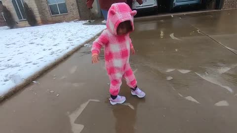 Mishti Plays in the Snow for the First Time! January 24, 2023.