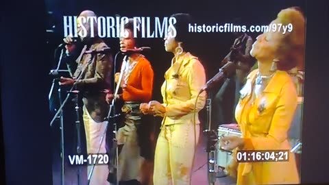 Staple Singers Let's Do It Again 1976 Live