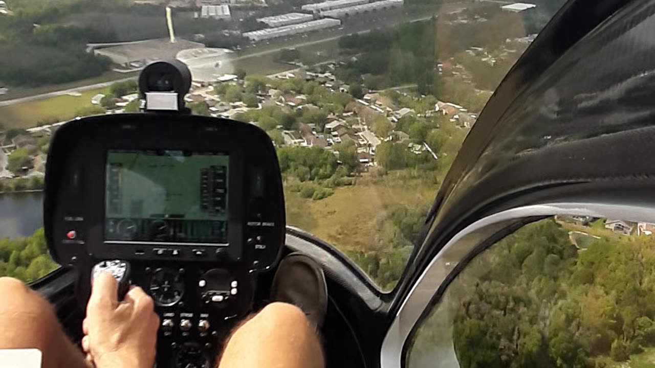 Flying the Nikki Rotors Gyrocopter