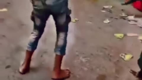 Viral Brother and sister dance