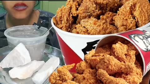 KFC spicy chicken bucket