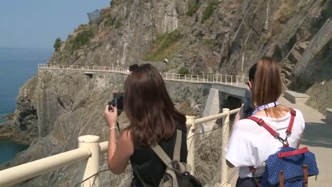 Italy's Cinque Terre 'Path of Love' reopens after 12-year closure| TN ✅