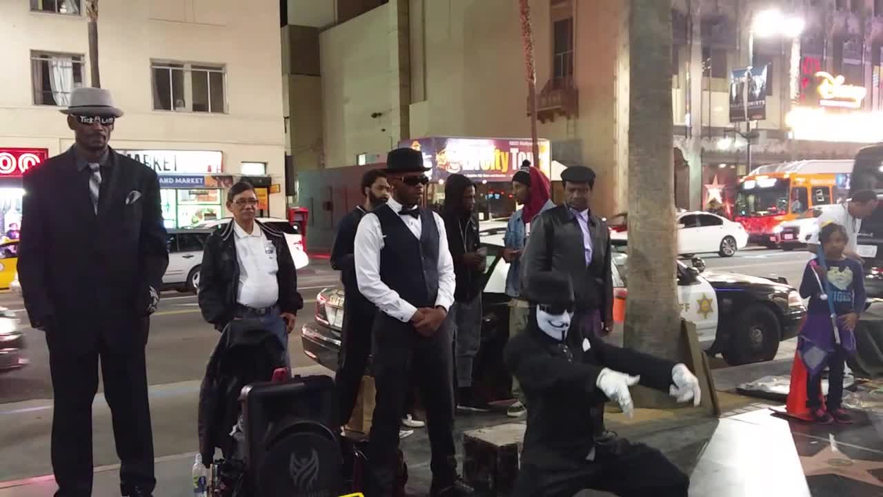 Los Angeles Hollywood Boulevard Awesome Street Dance Performance