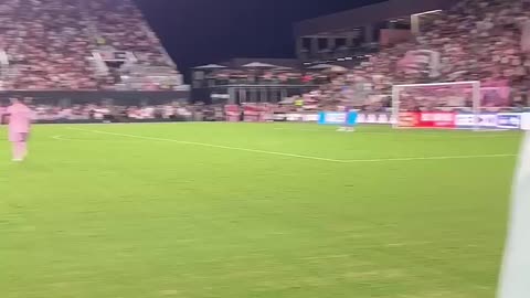 Messi Looked At Me!