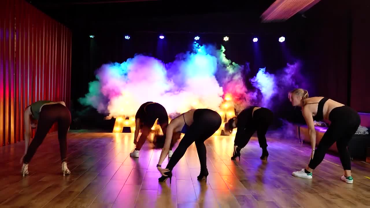 HIGH HEELS DANCE CLASS I Choreography by Merve 謟t黵k