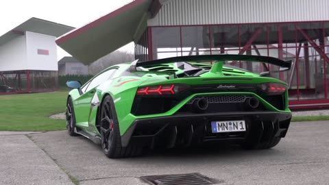 Lamborghini Aventador svj