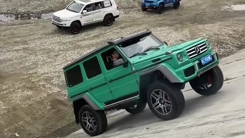 Jeep failed attempts Stunts