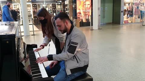 Amelie Theme Song Played On Public Piano
