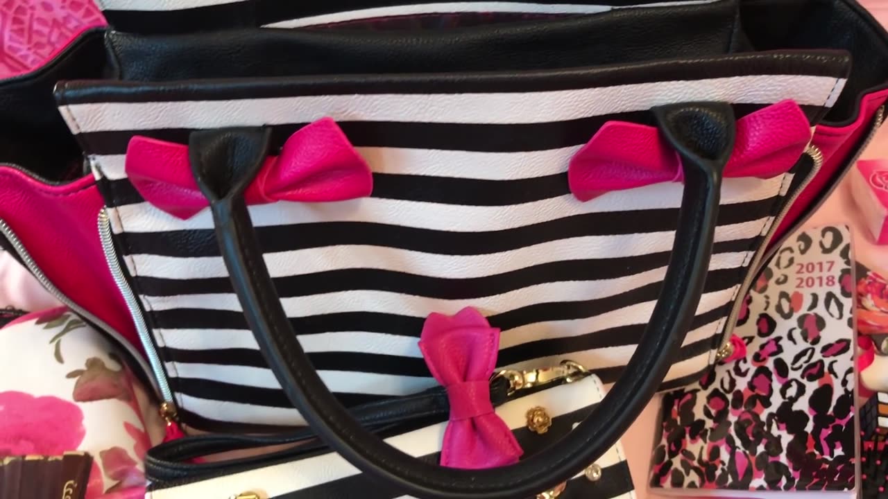 Purse of the day. What's in my Betsey Johnson bag & wristlet wallet.