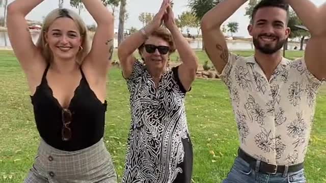 Como es ella