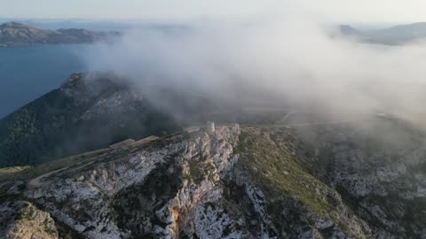 Outdoor aerial photography, sunrise view of the highest mountain in the United States