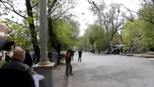 Mariupol. 2014 The Armed Forces of Ukraine enter the city and shoot at their own... unarmed people