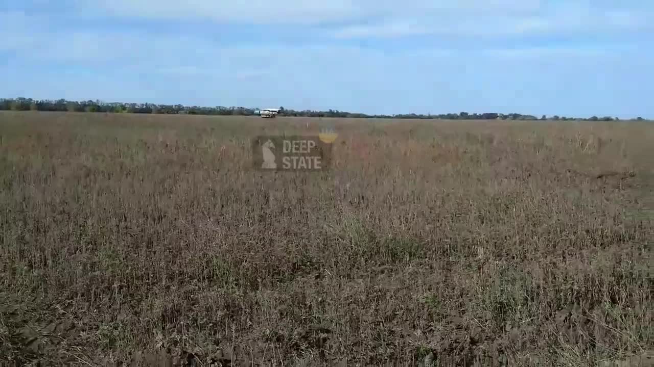 (Reportedly) Ukrainian air defenses bringing down a Russian KA-52 helicopter