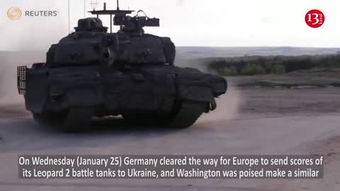 UK displays “Challenger 2" tanks it will send to Ukraine