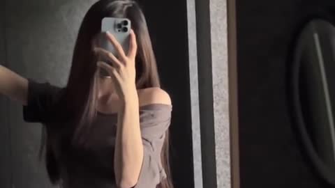 Hey,How About Dress like this for a date