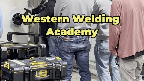 Do YOU want to come learn from real welders?! 👨🏻‍🏭🤔🔥