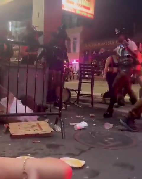 Halloween-Feier in Florida: Nach den Schüssen bricht Panik aus