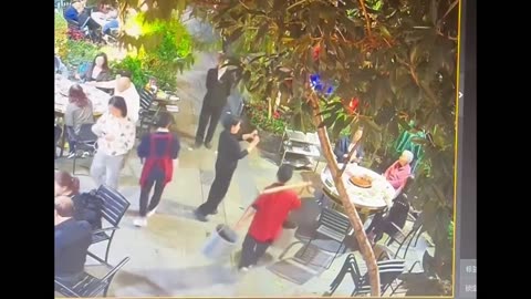 Don't ask your waiter for a photo