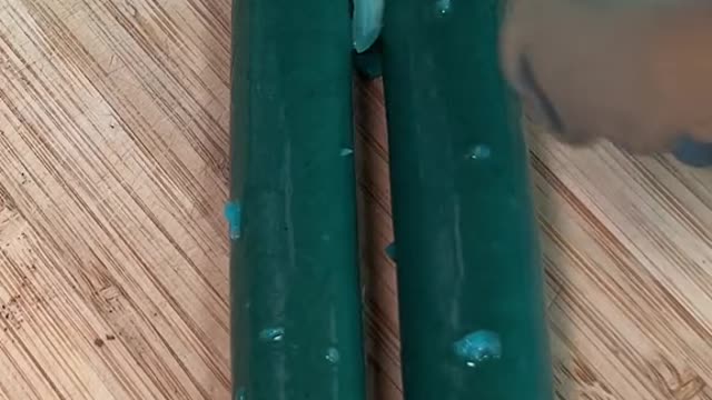 17_Green Hot Dogs with Mac Salad #HotDog