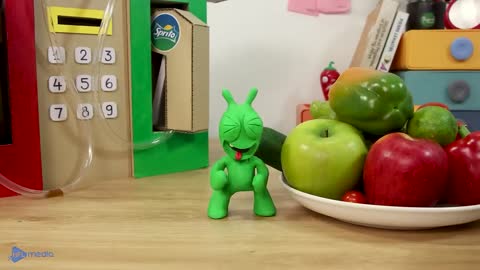 Pea Pea's Funny Story about Watermelon Hacks - Stop Motion Cartoon