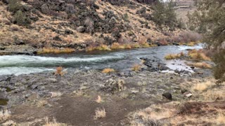 Central Oregon – Steelhead Falls – Overlooking Mighty Crooked River – 4K