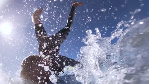 Surfer Fails To Catch A Wave