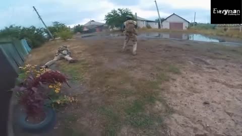 Street fight of "Azov" like a movie - an image of a close-range battle