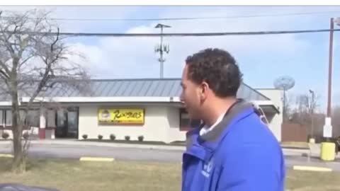 This reporter got interrupted by his mom