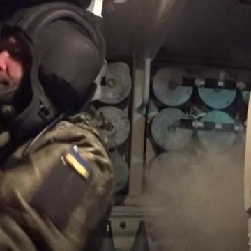 Footage from Inside Ukrainian Artillery Piece