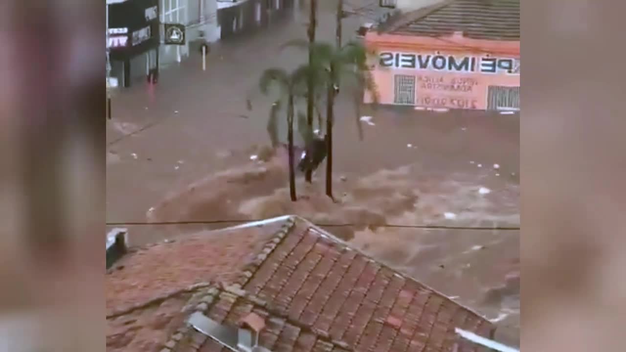 Brazil ready to finish😱! Heavy rains Destroyed Many Houses! Brazil floods 2022